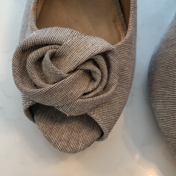 Kelly &Katie sling backs size 11. 4 inch heel - Picture 2 of 6